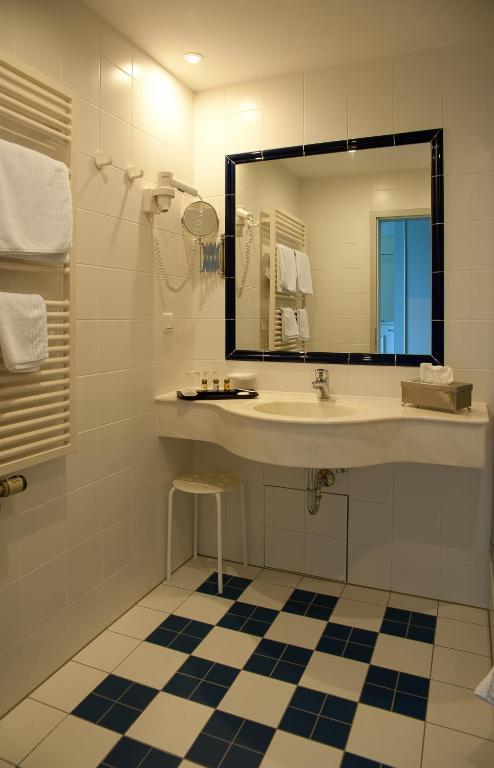 Schlosshotel Hirschhorn Room photo